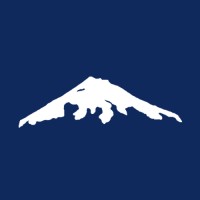 Rebeccaadventuretravel logo